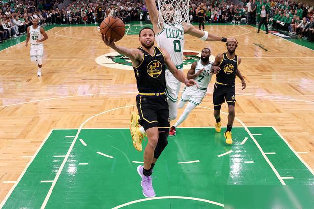 ESPN：马兹拉维预计能出战世界杯，未来几天恢复训练